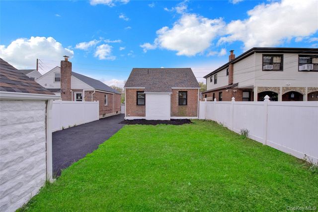 223-15 114th Road, Cambria Heights, NY 11411