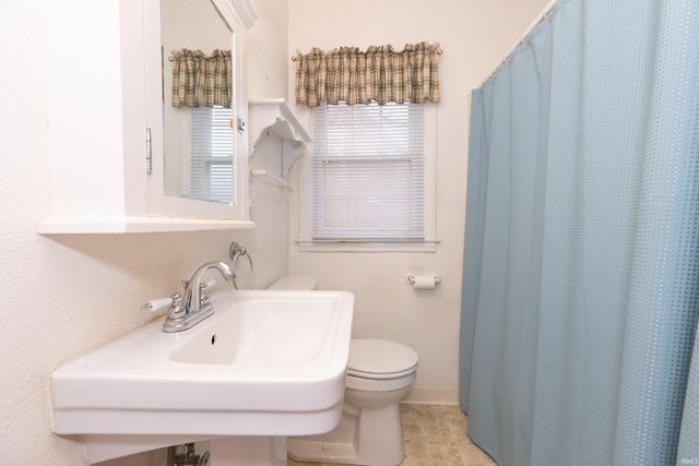 500 S Dexter Avenue, Evansville, IN 47714