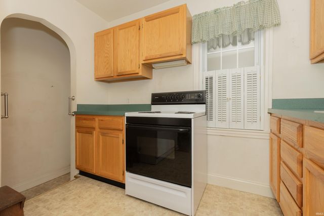 500 S Dexter Avenue, Evansville, IN 47714