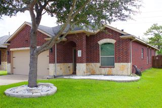 3123 Hurst Green Lane, Fresno, TX 77545