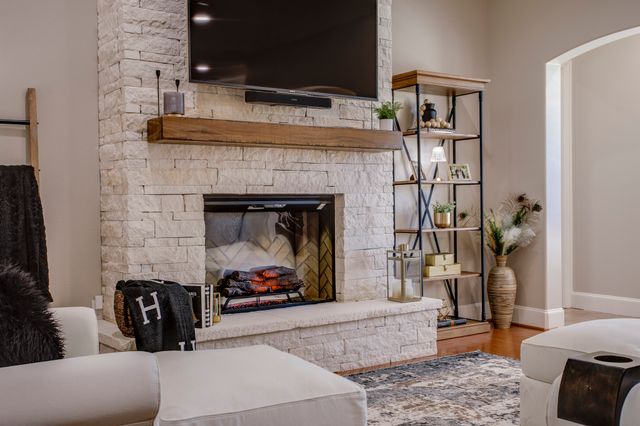 416 Stone Canyon Drive, Sunnyvale, TX 75182