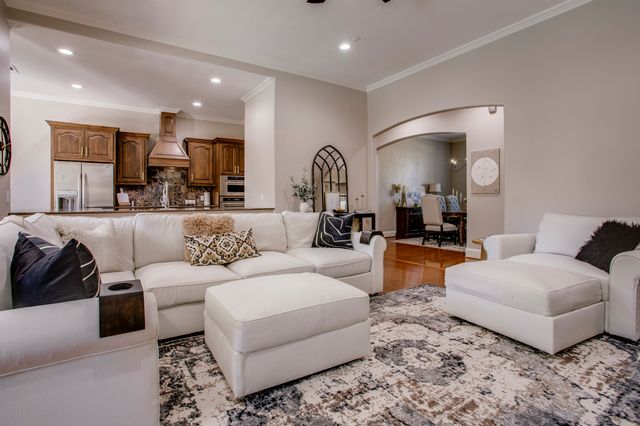 416 Stone Canyon Drive, Sunnyvale, TX 75182