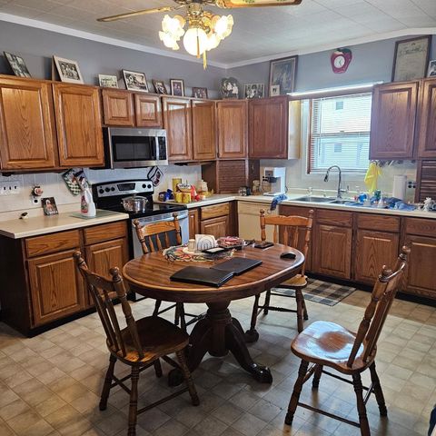 110 W Montello Street, Montello, WI 53949