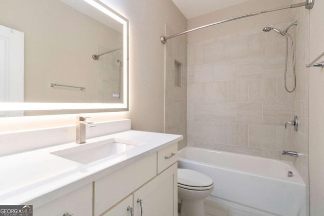 1838 Glenview Park Circle, Duluth, GA 30097