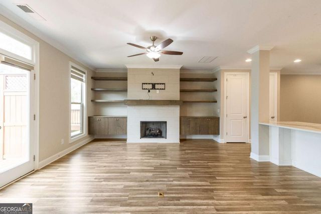 1838 Glenview Park Circle, Duluth, GA 30097