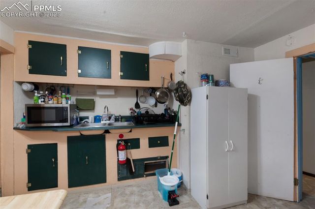 2509 Royalty Court, Colorado Springs, CO 80904