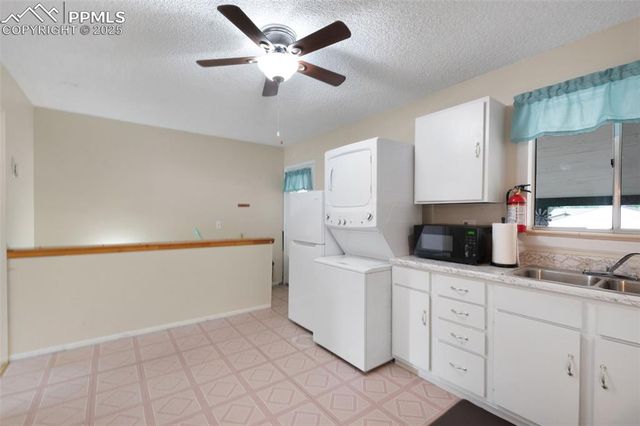 2509 Royalty Court, Colorado Springs, CO 80904