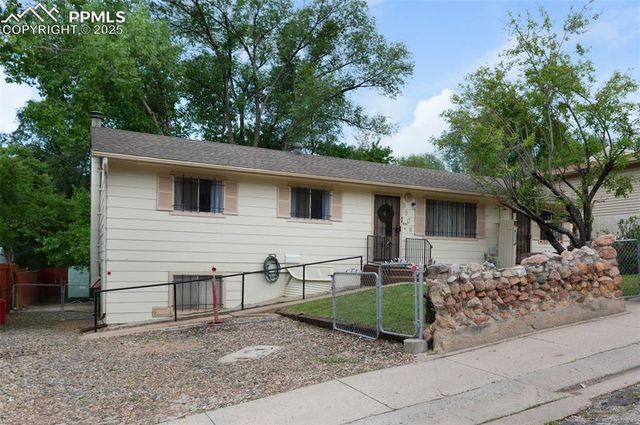 2509 Royalty Court, Colorado Springs, CO 80904