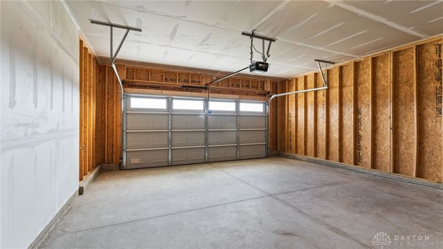 2944 Hoying Drive, Troy, OH 45373