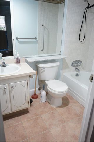 201 BEDFORD TRAIL 138, Sun City Center, FL 33573
