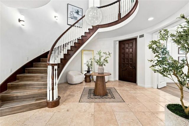 6416 Setting Sun Drive, Huntington Beach, CA 92648