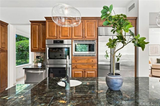 6416 Setting Sun Drive, Huntington Beach, CA 92648