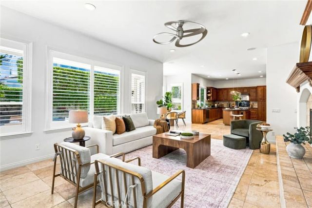 6416 Setting Sun Drive, Huntington Beach, CA 92648