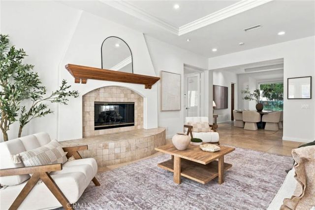 6416 Setting Sun Drive, Huntington Beach, CA 92648