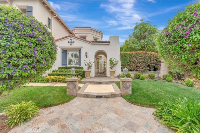 6416 Setting Sun Drive, Huntington Beach, CA 92648