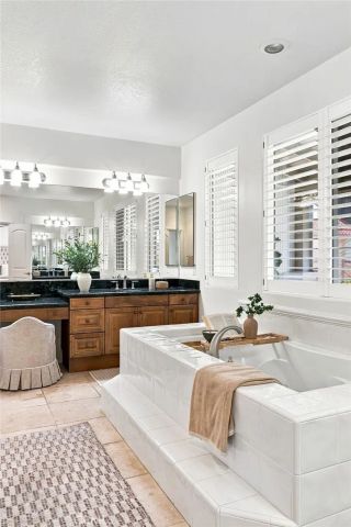 6416 Setting Sun Drive, Huntington Beach, CA 92648