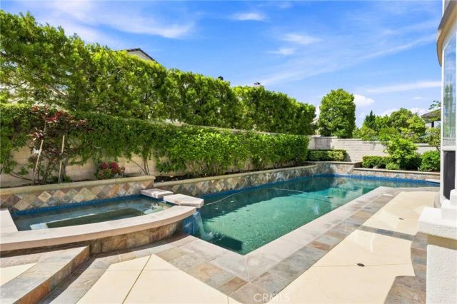6416 Setting Sun Drive, Huntington Beach, CA 92648