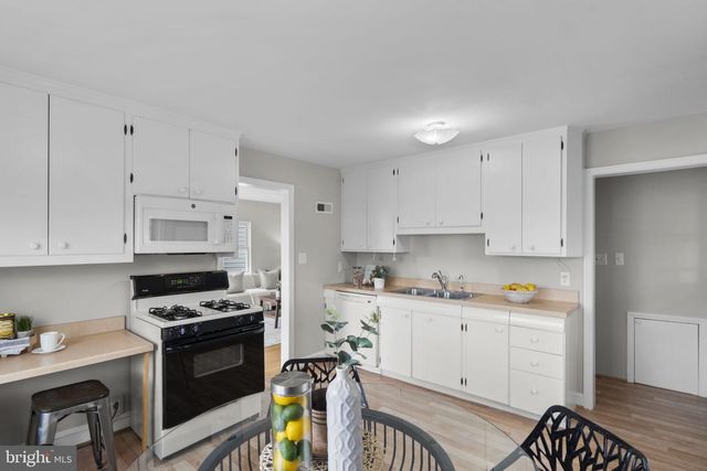 5713 6TH ST N, Arlington, VA 22205