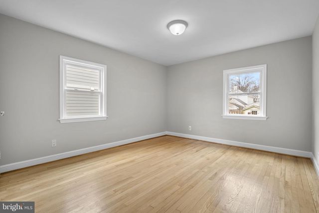 5713 6TH ST N, Arlington, VA 22205