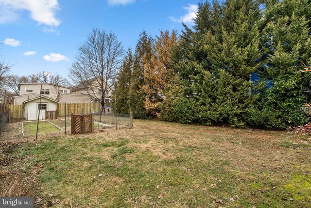 5713 6TH ST N, Arlington, VA 22205