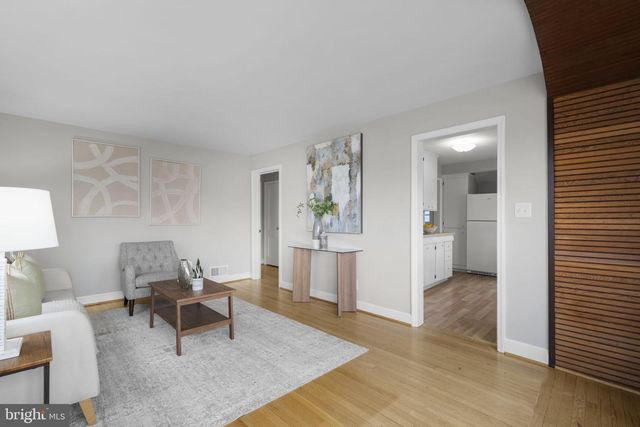 5713 6TH ST N, Arlington, VA 22205