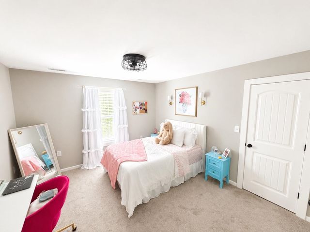 198 Walden Circle, Fairforest, SC 29301