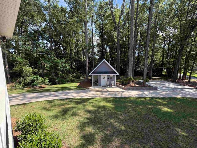 198 Walden Circle, Fairforest, SC 29301