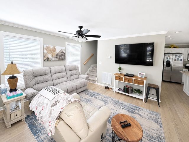 198 Walden Circle, Fairforest, SC 29301