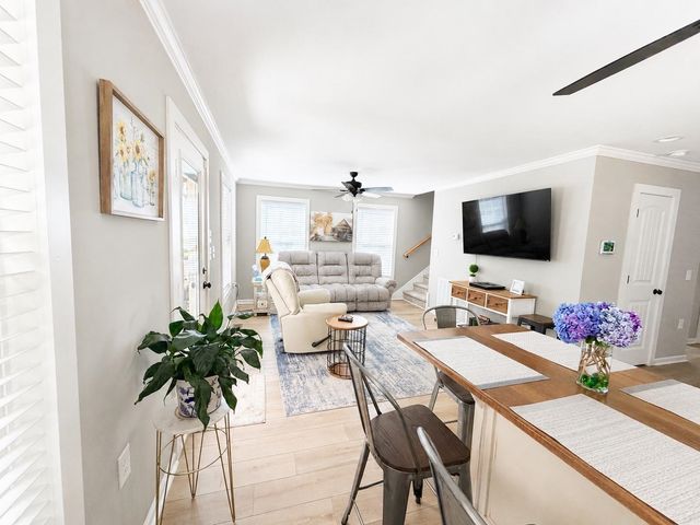 198 Walden Circle, Fairforest, SC 29301