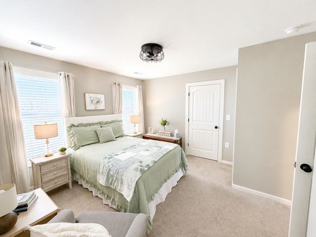 198 Walden Circle, Fairforest, SC 29301