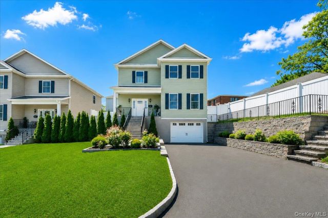 12 Drake Place, Yonkers, NY 10710