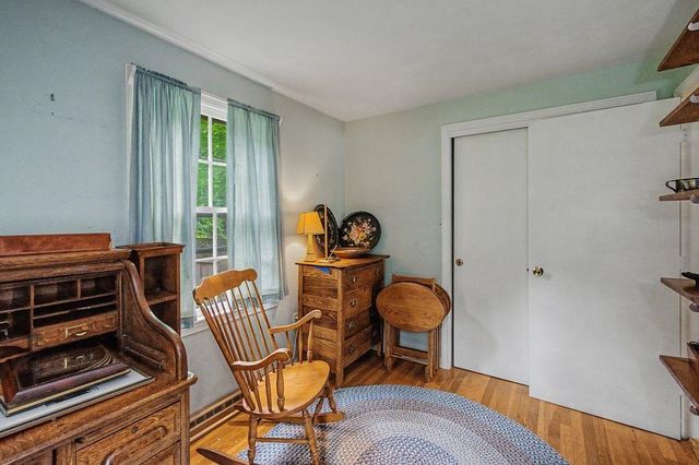8 Sullivan Avenue, Salem, NH 03079