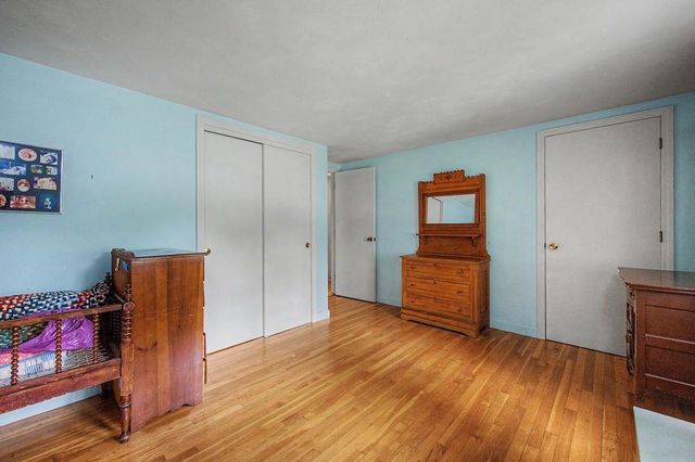 8 Sullivan Avenue, Salem, NH 03079