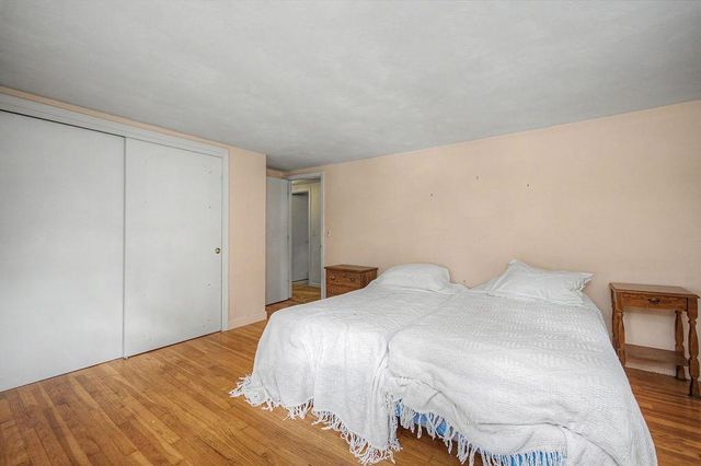 8 Sullivan Avenue, Salem, NH 03079