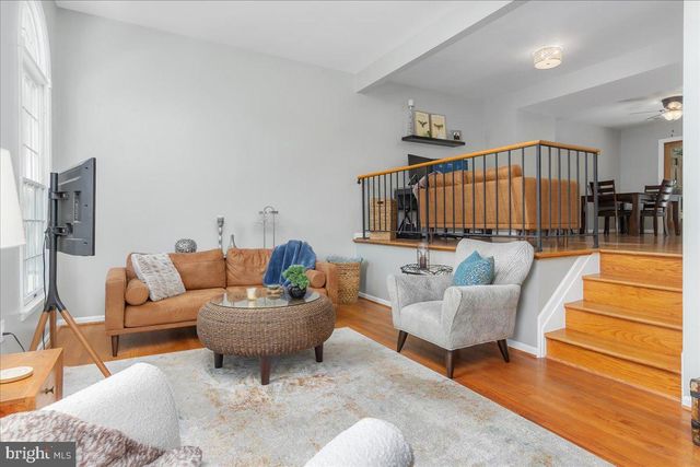 1015 LINDSAY LN, Hagerstown, MD 21742