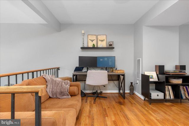 1015 LINDSAY LN, Hagerstown, MD 21742