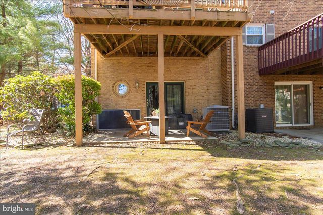 1015 LINDSAY LN, Hagerstown, MD 21742