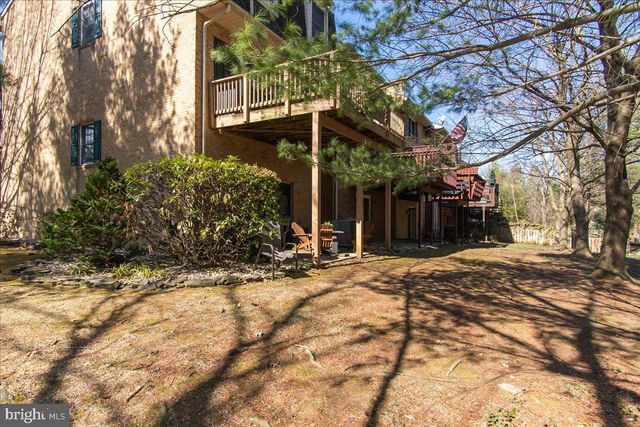 1015 LINDSAY LN, Hagerstown, MD 21742