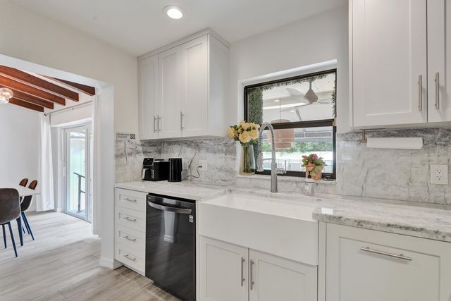 1606 SE 1st Street, Fort Lauderdale, FL 33301