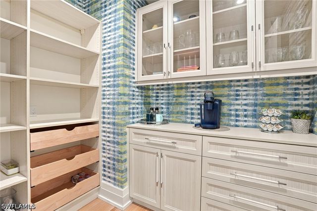 185 North Lake DR, Naples, FL 34102