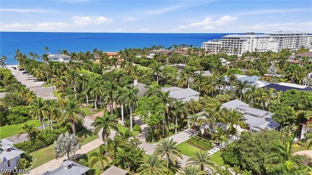 185 North Lake DR, Naples, FL 34102