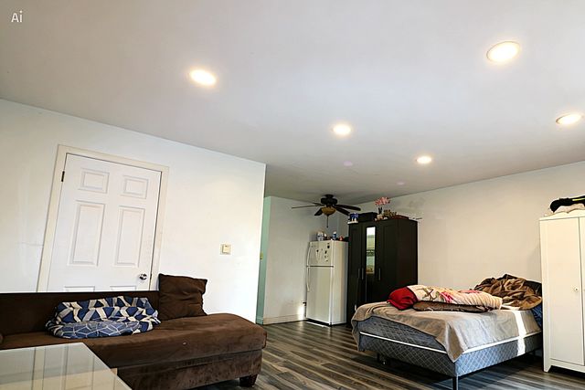 1109 Holiday Lane 2, Des Plaines, IL 60016