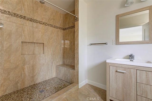 6863 Yarmouth, Reseda, CA 91335