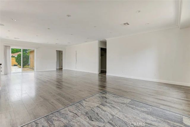 6863 Yarmouth, Reseda, CA 91335