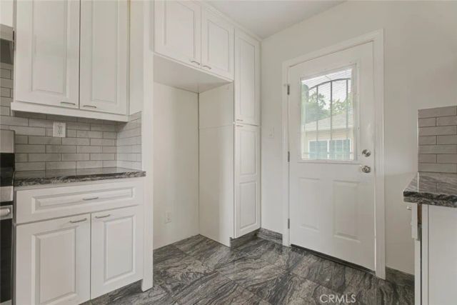 6863 Yarmouth, Reseda, CA 91335
