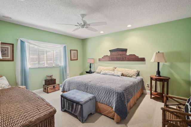4738 Fountains Drive S, Lake Worth, FL 33467
