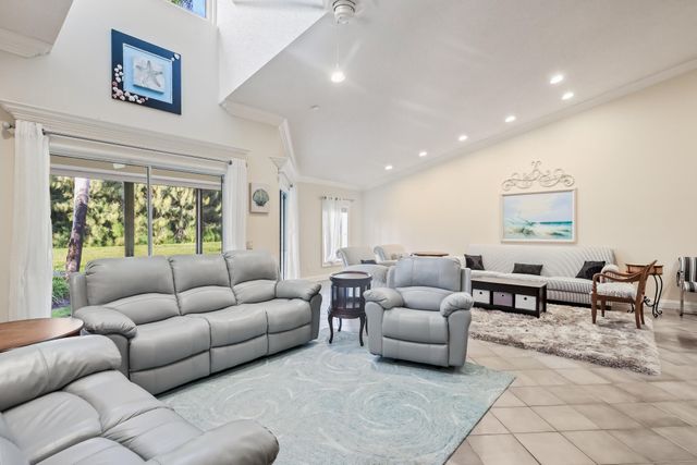 4738 Fountains Drive S, Lake Worth, FL 33467