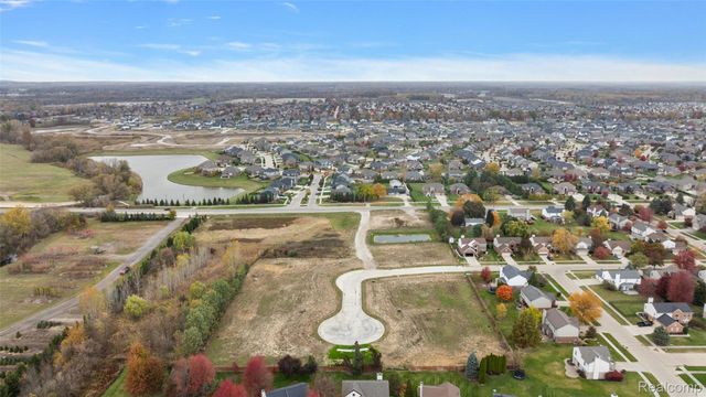 17827 Biscayne Drive, Macomb Township, MI 48042