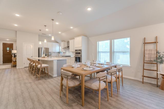 130 Pioneer Canyon Place, Tomball, TX 77375