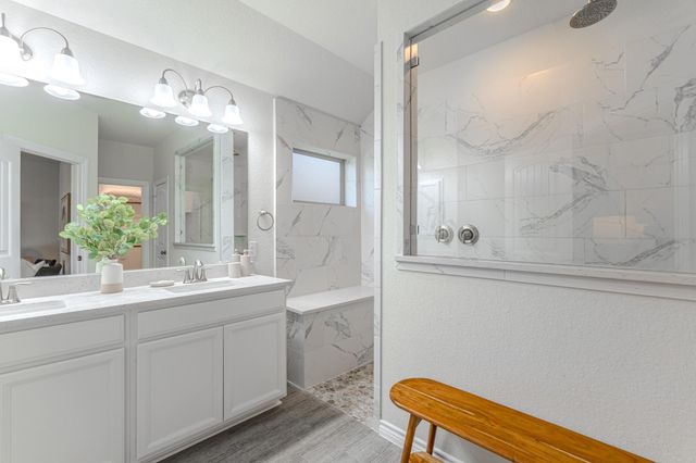 130 Pioneer Canyon Place, Tomball, TX 77375